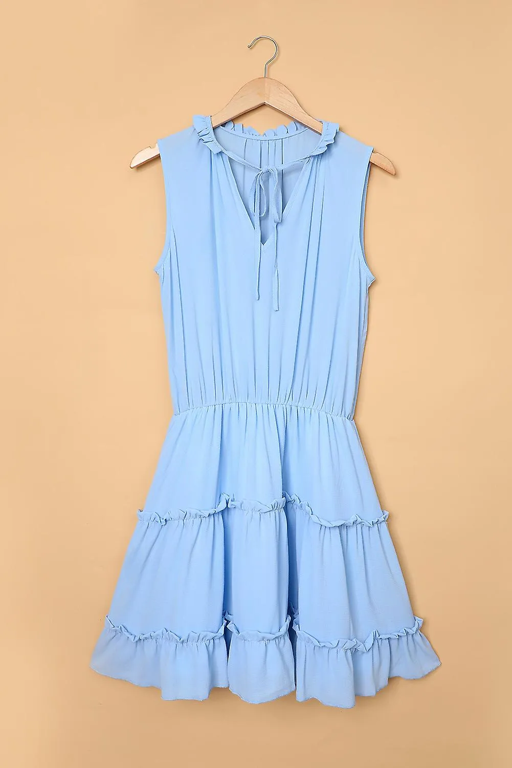 Mujer azul cielo sin mangas V cuello con volantes swing mini vestido