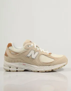  sneakers NEW BALANCE M2002 RSC-SANDSTONE 84145