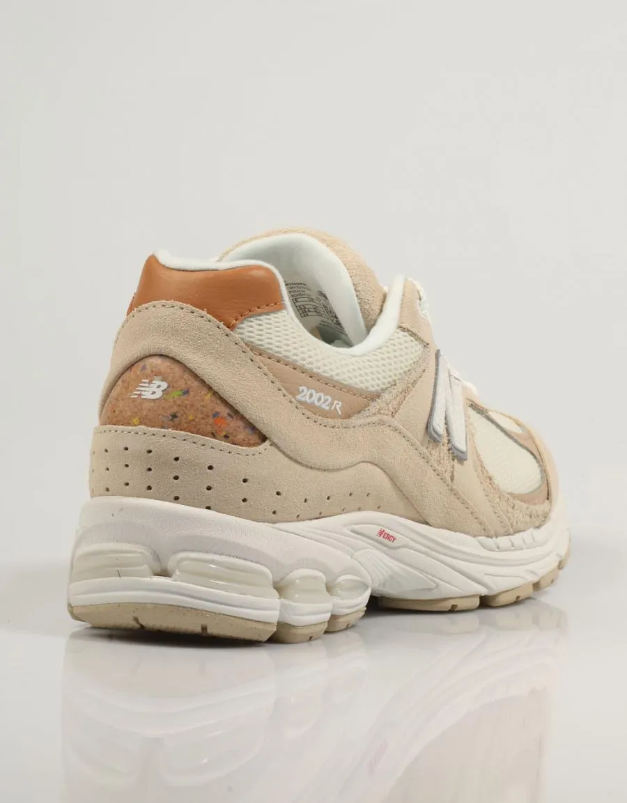  sneakers NEW BALANCE M2002 RSC-SANDSTONE 84145