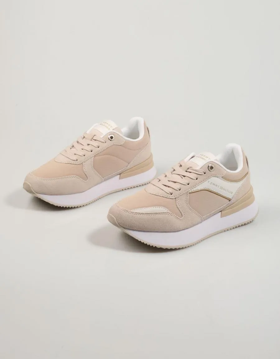  sneakers TOMMY HILFIGER Elevated Feminine Runner en Beige 83057