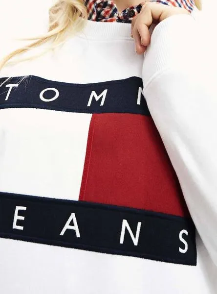 sudadera tommy jeans flag crew blanco mujer