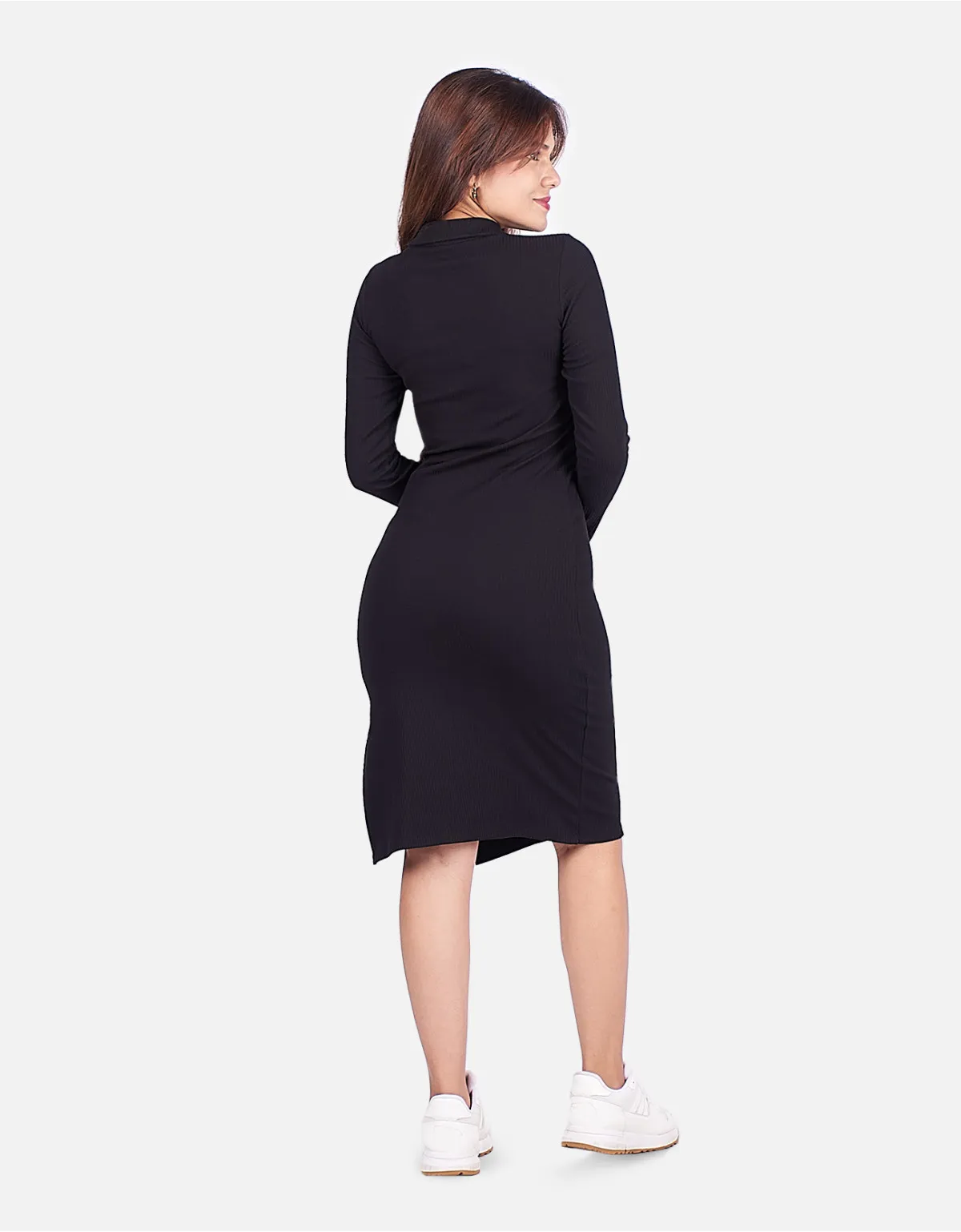 Vestido slim fit negro