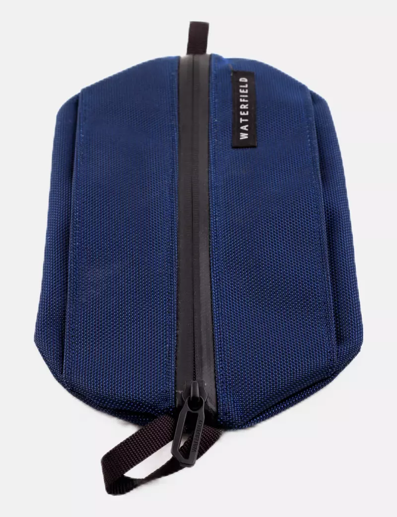 Waterfield Neceser azul básico